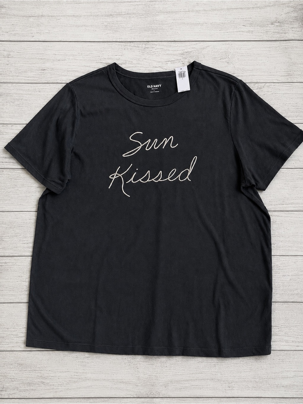 Old Navy “Sun Kissed” Graphic Tee Dark Gray Short Sleeve T-Shirt